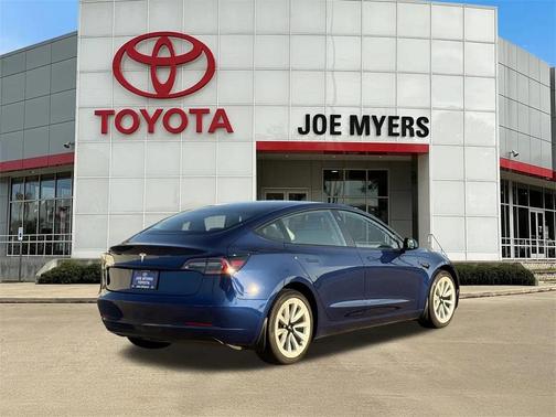 2023 Tesla Model 3 Standard Range