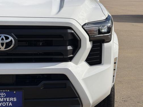 Ice Cap 2025 Toyota Tacoma SR