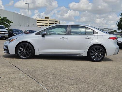 Silver 2025 Toyota Corolla SE