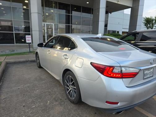2017 Lexus ES 350 Base