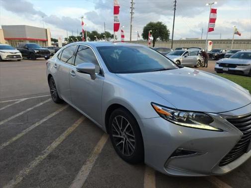 2017 Lexus ES 350 Base