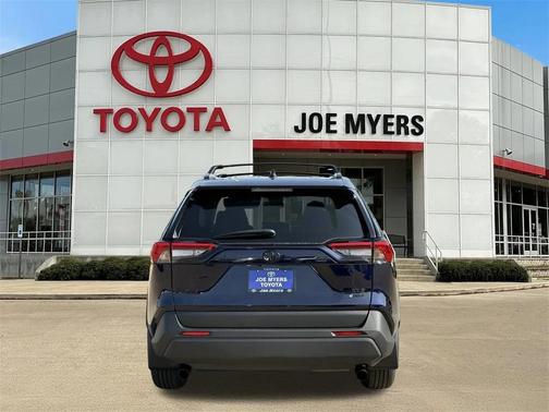 2025 Toyota RAV4 Hybrid XLE Premium