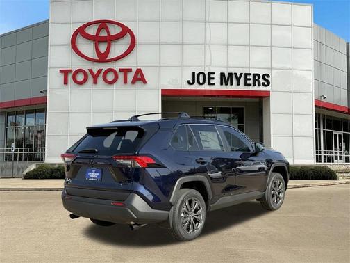 2025 Toyota RAV4 Hybrid XLE Premium