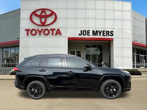 2025 Toyota RAV4 Hybrid SE