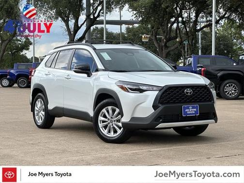 2025 Toyota Corolla Cross LE