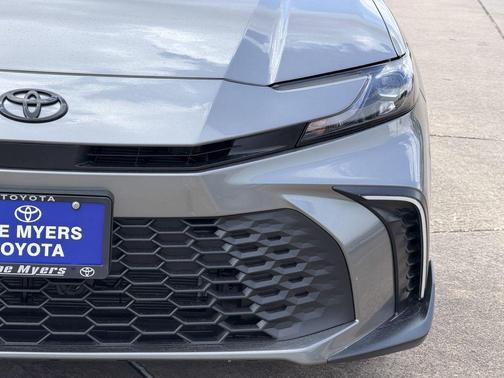 Heavy Metal 2026 Toyota Camry SE
