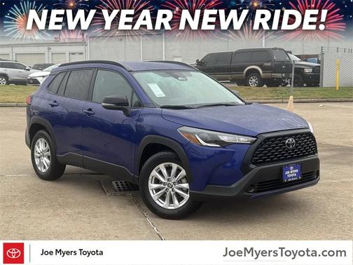 2025 Toyota Corolla Cross LE