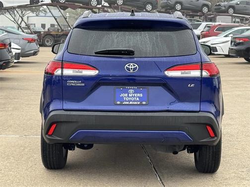 2025 Toyota Corolla Cross LE