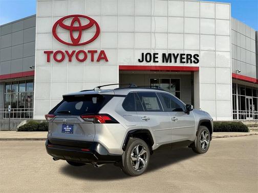 2025 Toyota RAV4 Hybrid SE