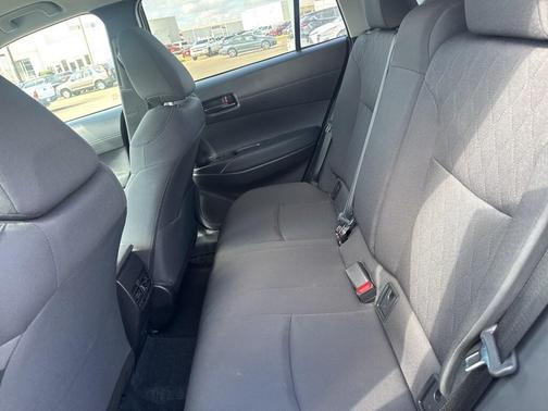 2025 Toyota Corolla Cross LE