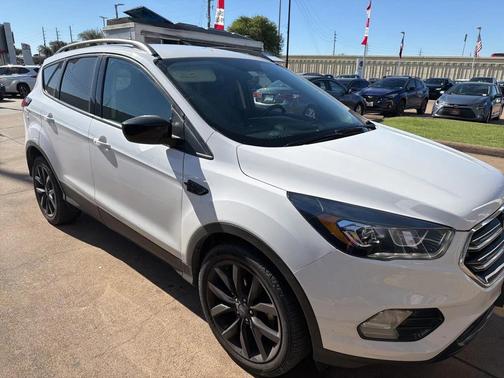 2019 Ford Escape SE