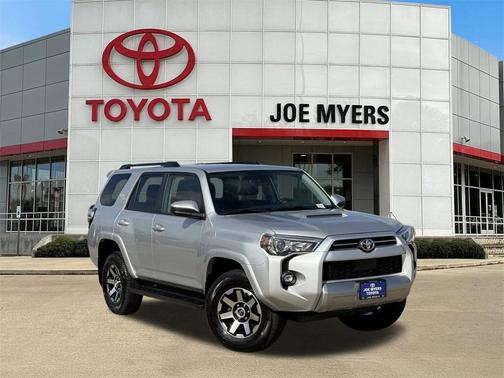 2024 Toyota 4Runner TRD Off Road
