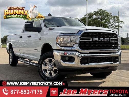 Bright White Clearcoat 2024 RAM 2500 Big Horn Crew Cab 4x4 8' Box