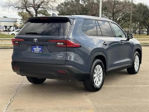 2025 Toyota Grand Highlander XLE