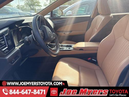 Nori Green Pearl 2024 Lexus NX 250 Base