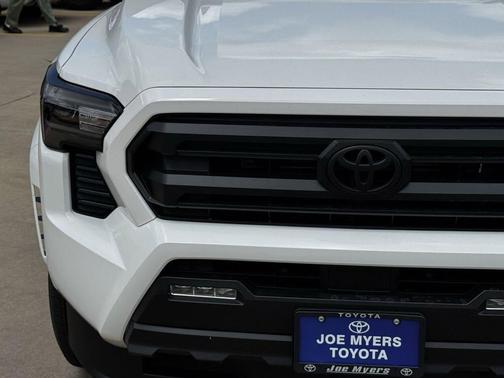 Ice Cap 2026 Toyota Tacoma SR5