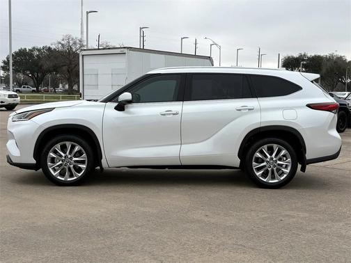 2023 Toyota Highlander Limited