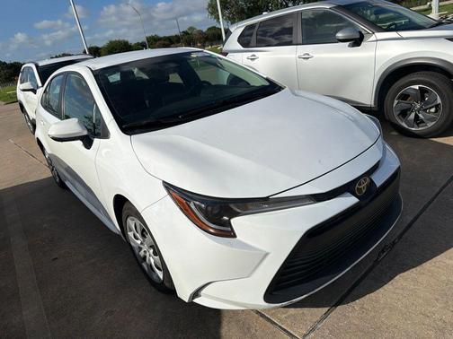 Ice 2024 Toyota Corolla LE