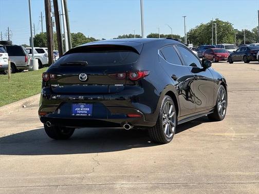 2023 Mazda Mazda3 2.5 S Select