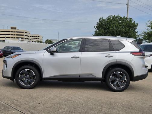Brilliant Silver Metallic 2025 Nissan Rogue SV