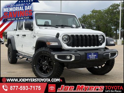 Bright White Clearcoat 2024 Jeep Gladiator Sport
