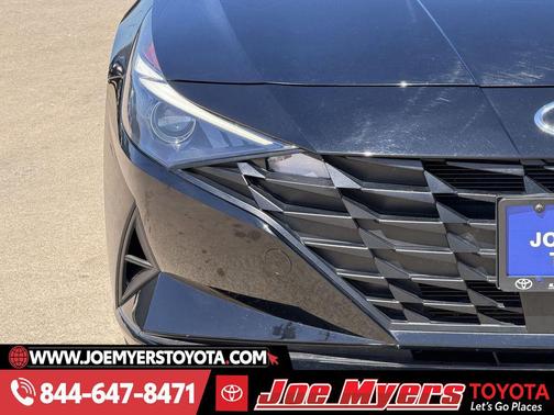Onyx Black 2023 Hyundai ELANTRA SEL