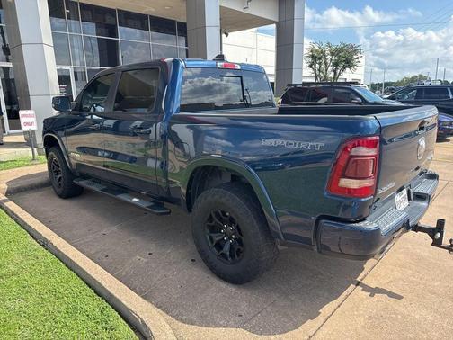 Patriot Blue Pearlcoat 2021 RAM 1500 Laramie