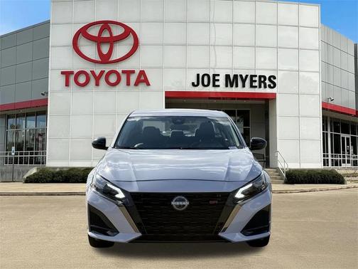 2025 Nissan Altima SR AWD