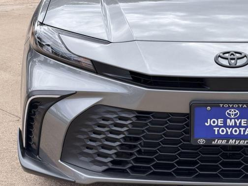 Heavy Metal 2026 Toyota Camry SE