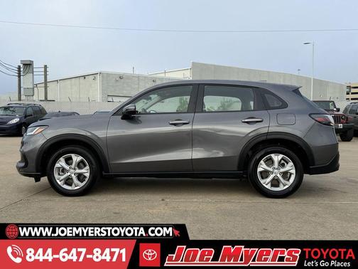 Crystal Black Pearl 2025 Honda HR-V LX