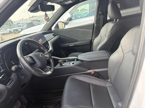 Pearl 2024 Lexus TX 350 Premium