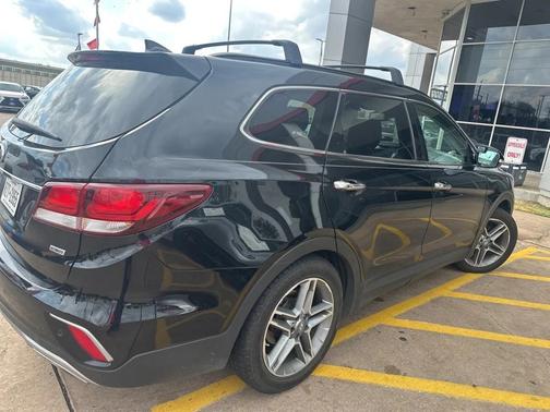 2017 Hyundai SANTA FE SE Ultimate