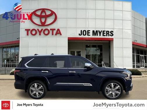2025 Toyota Sequoia Base
