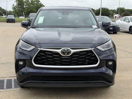Blueprint 2025 Toyota Highlander LE