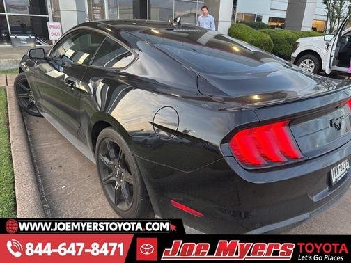 2020 Ford Mustang EcoBoost