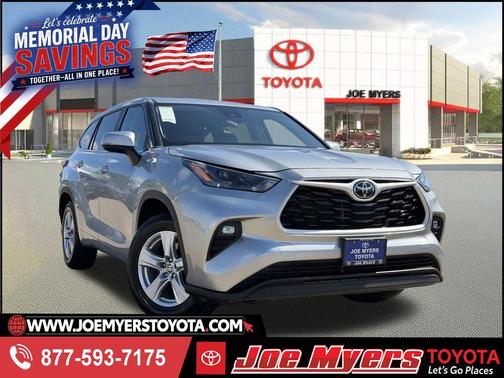 Celestial Silver Metallic 2024 Toyota Highlander LE