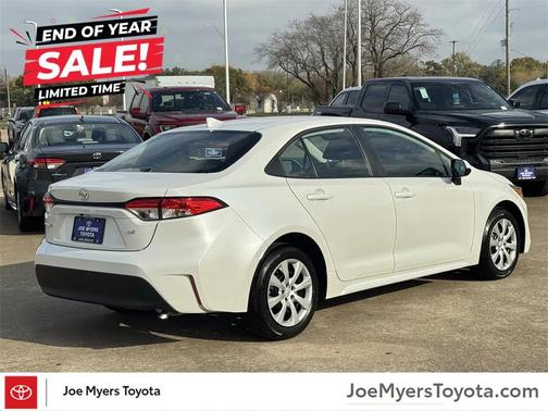 2025 Toyota Corolla LE