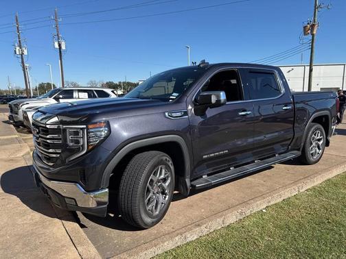 2022 GMC Sierra 1500 SLT