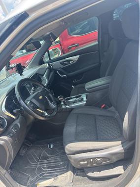 Silver Ice Metallic 2020 Chevrolet Blazer 1LT