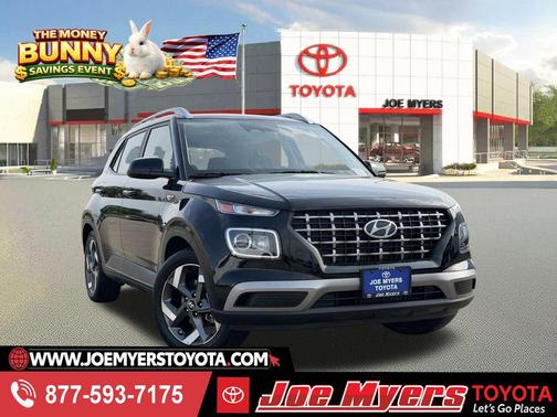 Onyx Black 2025 Hyundai VENUE SEL