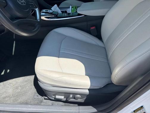 2023 Hyundai SONATA Limited