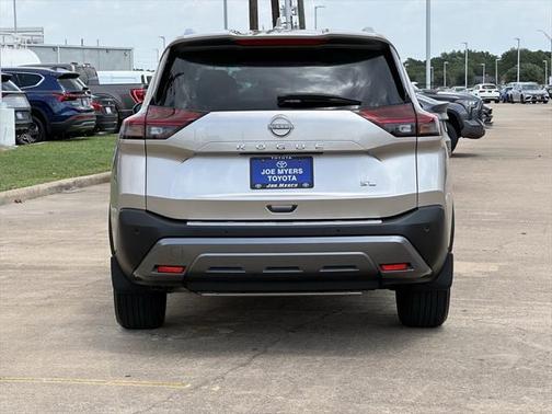 2023 Nissan Rogue SL