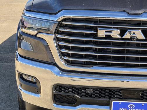 Granite Crystal Metallic Clearcoat 2026 RAM 1500 Laramie