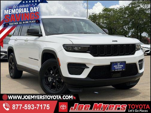 Bright White Clearcoat 2025 Jeep Grand Cherokee Altitude