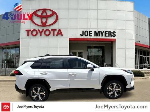 2025 Toyota RAV4 Hybrid SE