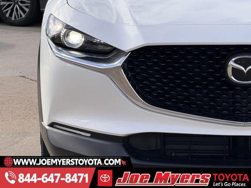 Snowflake White Pearl Mica 2025 Mazda CX-30 2.5 S Preferred Package