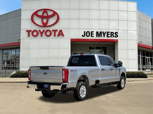 2024 Ford F-250 XLT