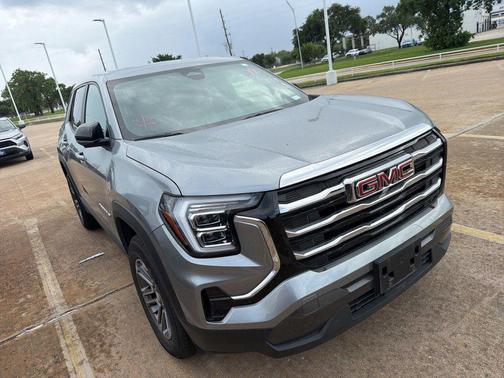 Sterling Metallic 2025 GMC Terrain FWD Elevation