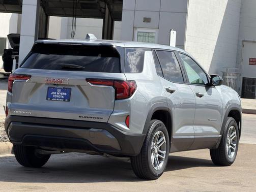 Sterling Metallic 2025 GMC Terrain FWD Elevation