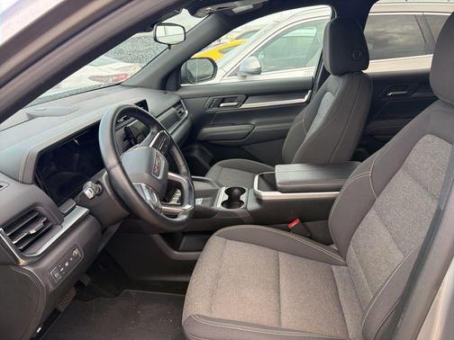 Sterling Metallic 2025 GMC Terrain FWD Elevation